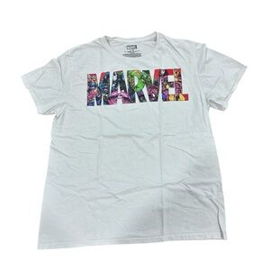 marvel logo graphic tee